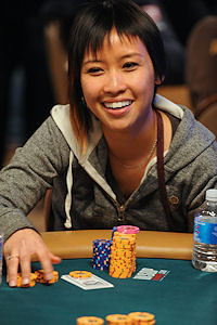 Stephanie Nguyen profile image