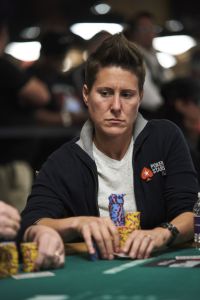 Vanessa Selbst profile image