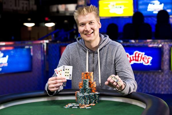 Article image for: ANDREW RENNHACK UPS THE STAKES WITH $1.5K NLHE BRACELET VICTORY