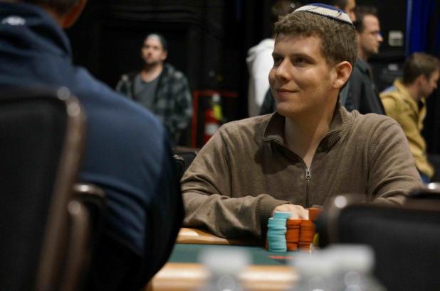 Article image for: ARI ENGEL STARTS OUT THE ATLANTIC CITY MAIN EVENT STRONG