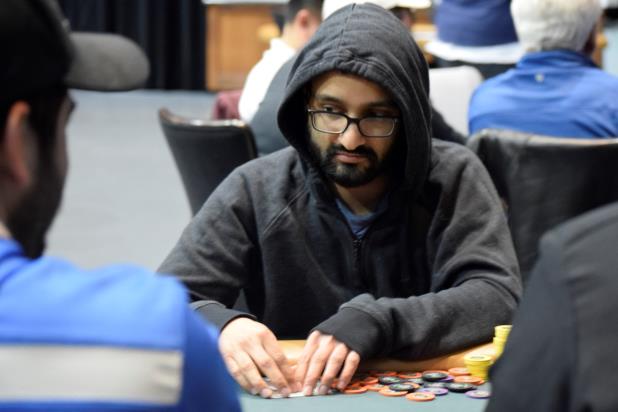 Article image for: ARJUN SRINIVAS BAGS DAY 1B CHIP LEAD IN HAMMOND