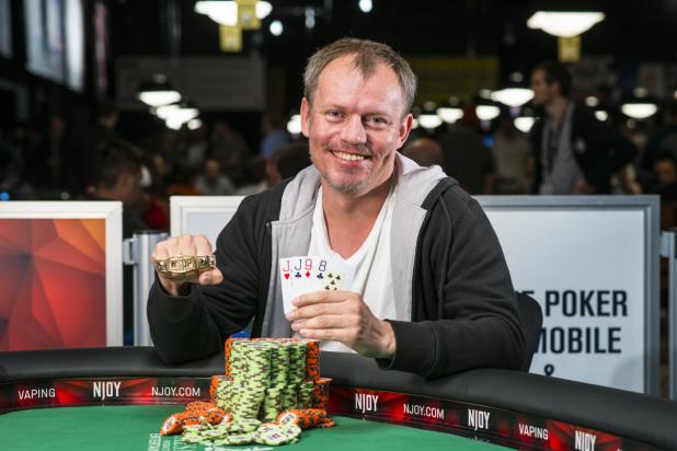 Article image for: VASILI FIRSAU WINS TOUGH PLO BATTLE, EARNS FIRST WSOP GOLD BRACELET