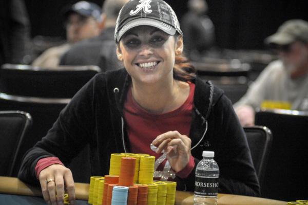 Article image for: THE TIDE IS ROLLING...CLAUDIA CRAWFORD LEADS MAIN EVENT