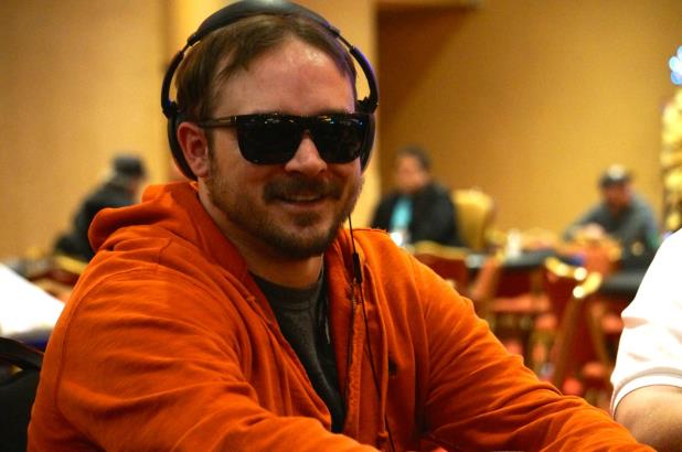 Article image for: JOSH TURNER LEADS LUMIERE MAIN EVENT AS 80 ADVANCE TO DAY 2