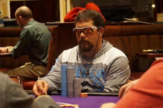 Article image for: DARREN MARTIN LEADS FINAL 13 PLAYERS IN NOLA MAIN