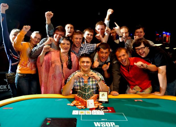 Article image for: MAXIM LYKOV BESTS 4,576 PLAYER FIELD TO WIN $648,880 AND 1ST GOLD BRACELET