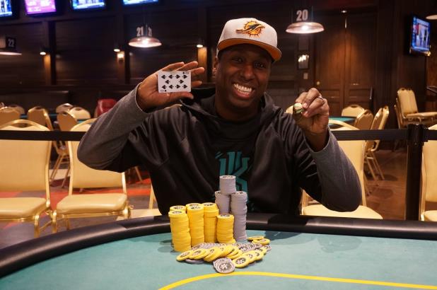 Article image for: MAURICE HAWKINS WINS THE COUNCIL BLUFFS MAIN EVENT AND RECORD-BREAKING 10TH GOLD RING