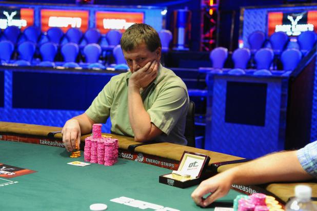 Article image for: NORTH DAKOTA'S MITCH SCHOCK BECOMES STATE'S 1ST WSOP GOLD BRACELET WINNER