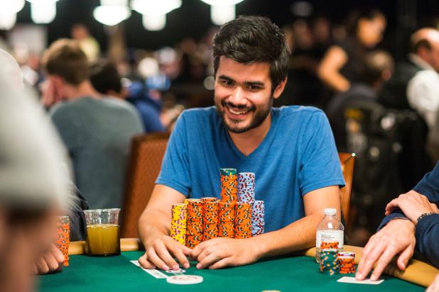 Article image for: WSOP MAIN EVENT MONEY BUBBLE BURSTS LATE ON DAY 3