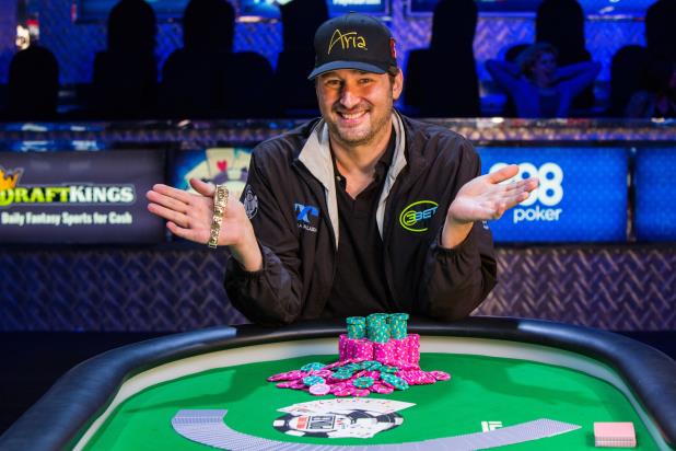 Article image for: PHIL HELLMUTH WINS RECORD-EXTENDING 14TH WSOP BRACELET