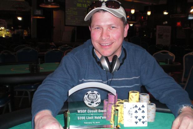 Article image for: With Rooting Help From His Friends, Tom Wentzel Wins Horseshoe Council Bluffs Circuit Event #2