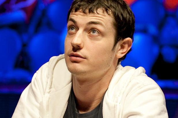 Article image for: DURRRR ALERT: TOM DWAN AT THE $10K HORSE FINAL TABLE