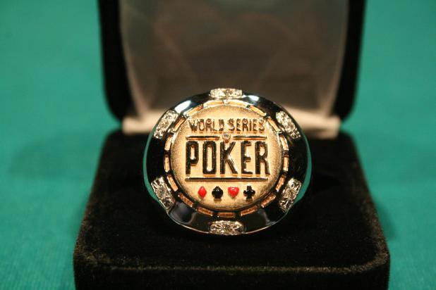 Article image for: ROTHFOLK AND SANDERS TAKE BIG STACKS TO TUNICA FINAL TABLE