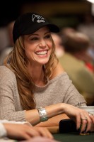 Shannon Elizabeth all smiles during Event 17