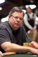 Jeff Cohen looks thrilled to be continuing on to the final table, even though he may not look it